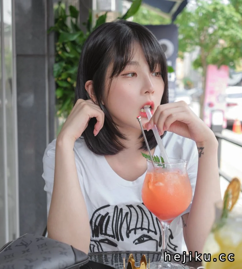 [ArtGravia] VOL.181 Jang Joo：车窗、饮品和夏日短发的生活感摄影